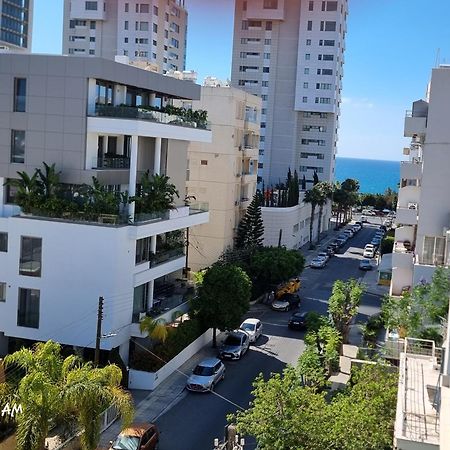 Beach Apartment'S Limasol Dış mekan fotoğraf