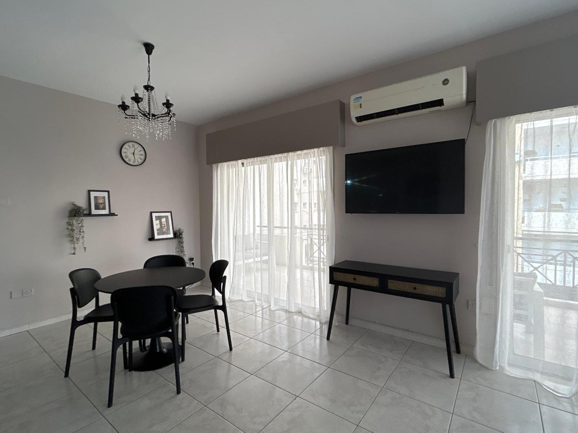 Beach Apartment'S Limasol Dış mekan fotoğraf